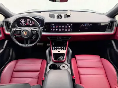 Porsche Cayenne 2024, 61216 км, за 82053.3 USD - фото 9