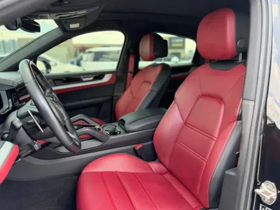 Porsche Cayenne 2024, 61216 км, за 82053.3 USD - фото 16