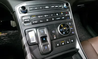 Hyundai Santafe 2022, 71450 км, за 17172.12 USD - фото 9