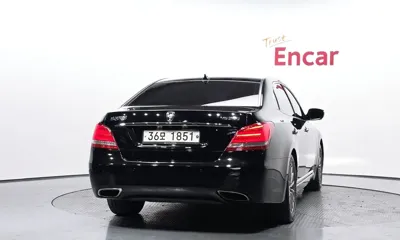 Hyundai Equus 2014, 239936 км, за 4063.28 USD