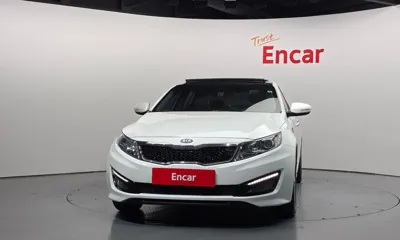 Kia K5 2011, 207467 км, за 2925.31 USD