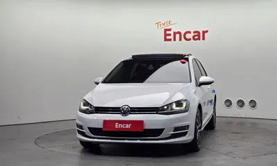 Volkswagen Golf 2015, 140914 км, за 5939.87 USD