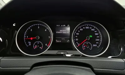Volkswagen Golf 2015, 140914 км, за 5939.87 USD - фото 8