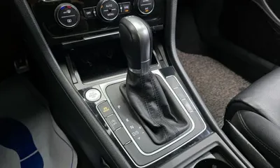 Volkswagen Golf 2015, 140914 км, за 5939.87 USD - фото 9