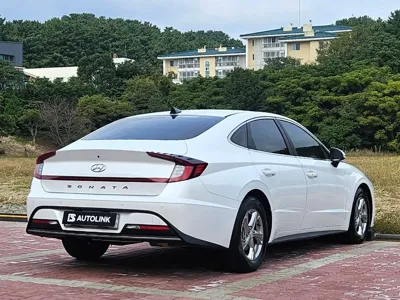Hyundai Sonata 2020, 98226 км, за 9051.24 USD