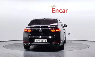 Kia K7 2016, 150472 км, за 6840.39 USD
