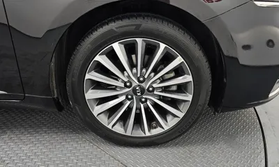 Kia K7 2016, 150472 км, за 6840.39 USD