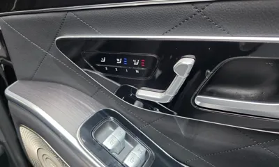 Mercedes-Benz S-Class 2021, 90159 км, за 44728.77 USD - фото 19