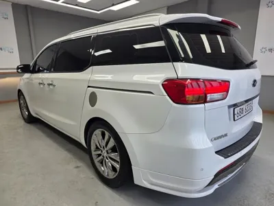 Kia Canival 2015, 195533 км, за 5120.13 USD