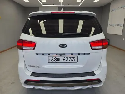 Kia Canival 2015, 195533 км, за 5120.13 USD