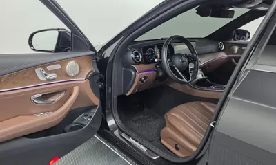 Mercedes-Benz E-Class 2023, 60107 км, за 26257.06 USD - фото 10