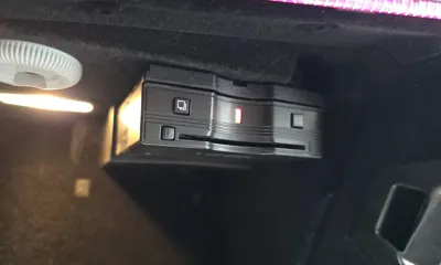 Mercedes-Benz E-Class 2023, 60107 км, за 26257.06 USD - фото 33