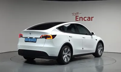 Tesla Model Y 2024, 50518 км, за 25276.89 USD
