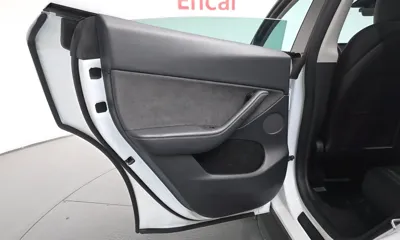 Tesla Model Y 2024, 50518 км, за 25276.89 USD - фото 25
