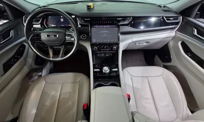 Jeep Cherokee 2022, 80421 км, за 24391.87 USD - фото 7