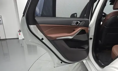 BMW X5 2025, 14555 км, за 70251.17 USD - фото 25