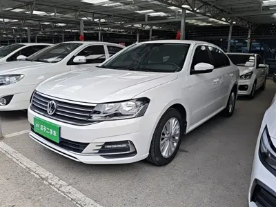 Volkswagen Lavida 2020, 45500 км, за 6891.01 USD