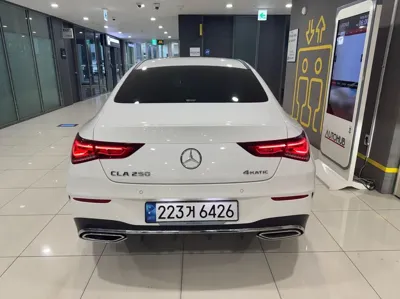 Mercedes-Benz CLA-Class 2023, 12575 км, за 26587.78 USD - фото 4