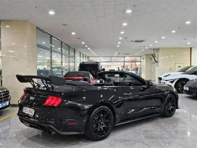 Ford Mustang 2019, 104849 км, за 12745.29 USD