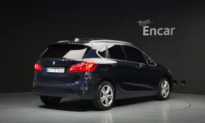 BMW 2-Series 2017, 109619 км, за 5500.56 USD