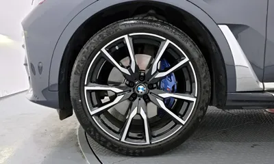 BMW X7 2022, 30584 км, за 58131.87 USD