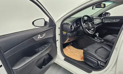 Kia K3 2019, 88247 км, за 8125.85 USD - фото 10