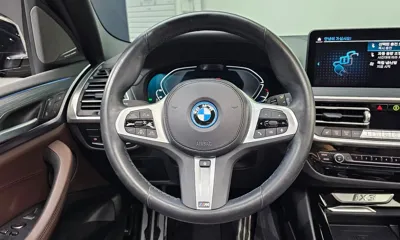 BMW iX3 2023, 99132 км, за 24812.92 USD - фото 13