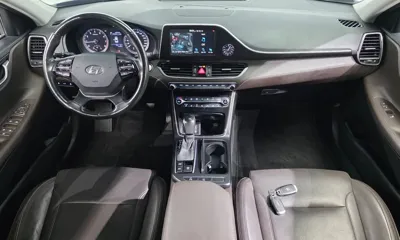 Hyundai Grandeur 2019, 73238 км, за 9432.74 USD - фото 7