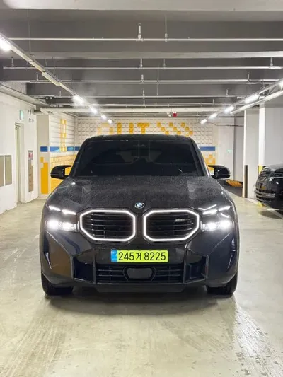 BMW XM · 2023 год
