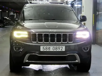Jeep Cherokee 2015, 250315 км, за 4680.49 USD