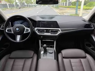 BMW 3 Series 2020, 61300 км, за 20363.16 USD - фото 8