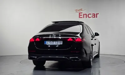 Mercedes-Benz E-Class 2026, 9751 км, за 66096.03 USD