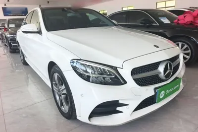 Mercedes-Benz C-Class 2019, 101500 км, за 18129 USD