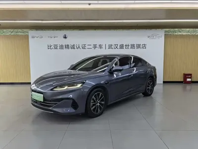 BYD 海豹06 · 2025 год