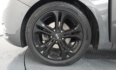 Kia K3 2013, 157076 км, за 2930.26 USD