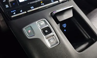 Hyundai Grandeur 2022, 77463 км, за 14703.95 USD - фото 9