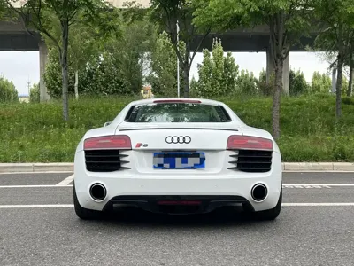 Audi R8 2016, 80000 км, за 50965.78 USD - фото 8