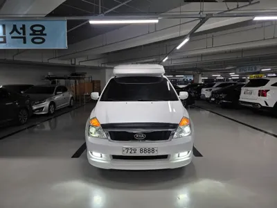 Kia Canival · 2012 год