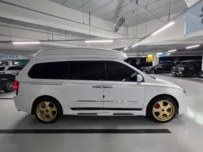 Kia Canival 2012, 124000 км, за 5829.07 USD