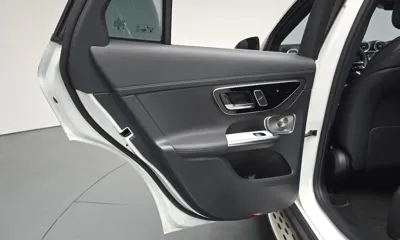 Mercedes-Benz GLC-Class 2023, 36006 км, за 43258.5 USD - фото 25