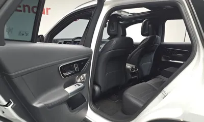 Mercedes-Benz GLC-Class 2023, 36006 км, за 43258.5 USD - фото 26