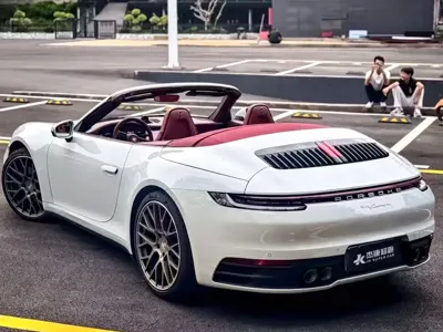 Porsche 911 2021, 90000 км, за 110356.89 USD