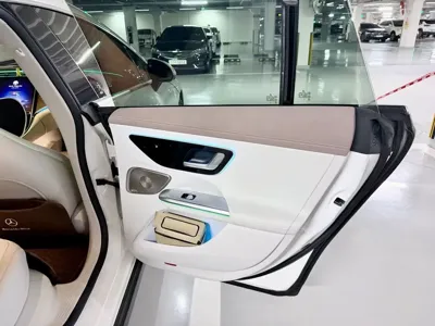Mercedes-Benz EQE 2023, 97000 км, за 29767.71 USD - фото 11