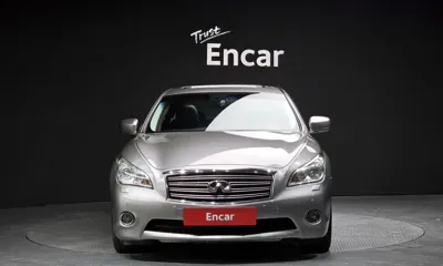 Infiniti M 2011, 177725 км, за 2166.21 USD