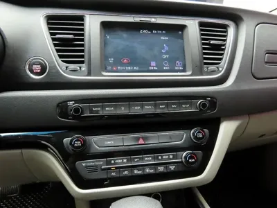 Kia Canival 2020, 115612 км, за 6826.83 USD - фото 10