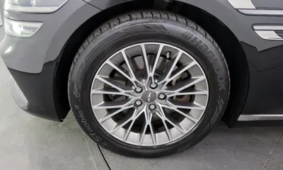 Genesis G80 2021, 196650 км, за 14697.39 USD