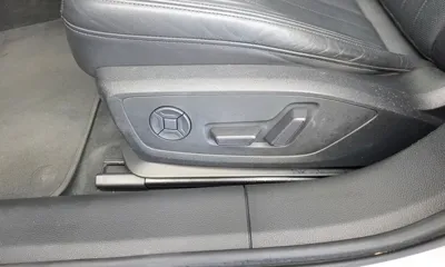 Audi A6 2020, 124298 км, за 18436.49 USD - фото 32