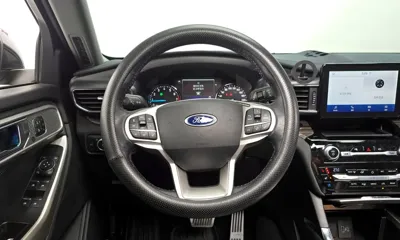 Ford Explorer 2021, 53109 км, за 19824.18 USD - фото 13