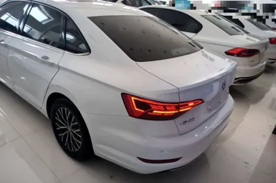 Volkswagen Sagitar 2020, 101100 км, за 11359 USD
