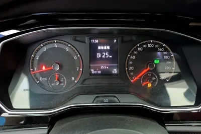 Volkswagen Sagitar 2020, 101100 км, за 11359 USD - фото 14